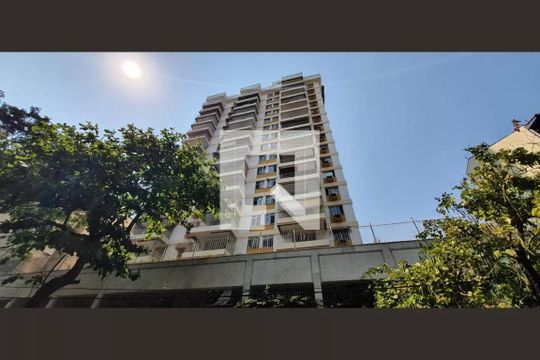 Fachada de apartamento para alugar com 2 quartos, 76m² em Tijuca, Rio de Janeiro