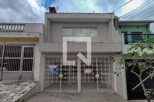 Fachada de casa à venda com 4 quartos, 120m² em Sacomã, São Paulo