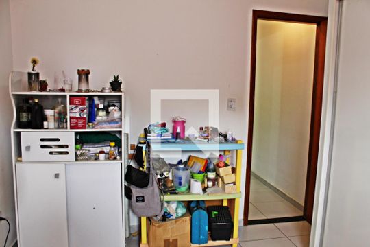 Quarto 1 de casa de condomínio à venda com 3 quartos, 120m² em Vila Carmosina, São Paulo
