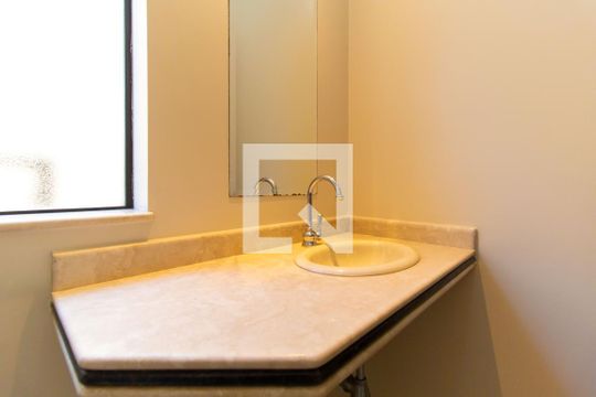 Lavabo de casa para alugar com 3 quartos, 193m² em Vila Aricanduva, São Paulo