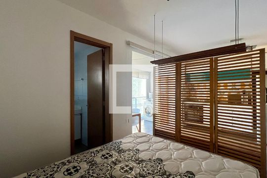Suíte de apartamento para alugar com 1 quarto, 32m² em Sumaré, São Paulo