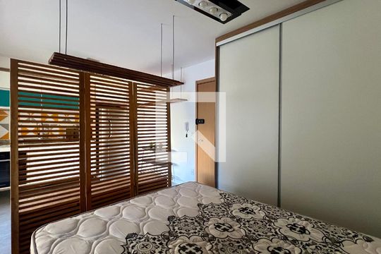 Suíte de apartamento para alugar com 1 quarto, 32m² em Sumaré, São Paulo