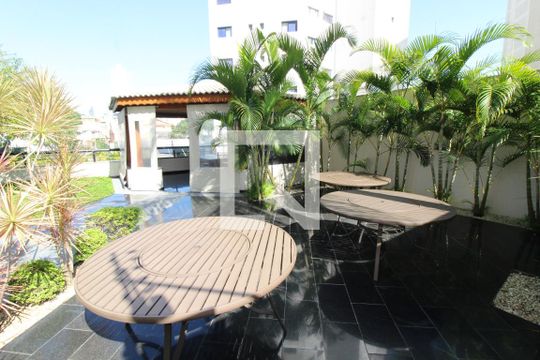 Área comum de apartamento à venda com 3 quartos, 187m² em Jardim Avelino, São Paulo
