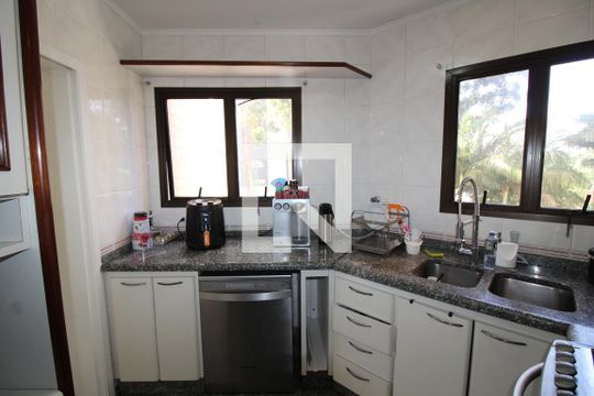 Cozinha de apartamento à venda com 3 quartos, 187m² em Jardim Avelino, São Paulo
