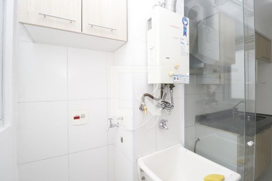 Área de Serviço de apartamento para alugar com 2 quartos, 73m² em Vila dos Andrades, São Paulo