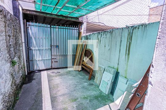 Garagem de casa para alugar com 2 quartos, 50m² em Vila Carolina, São Paulo
