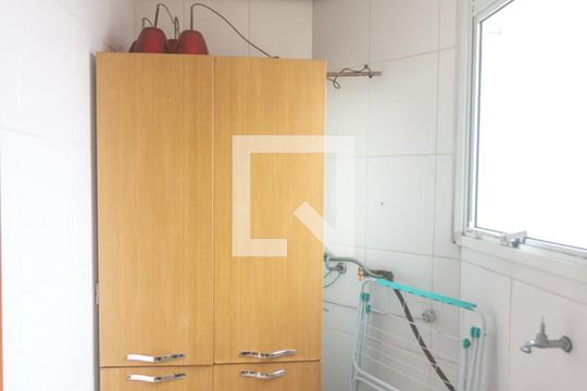 Área de serviço de kitnet/studio para alugar com 1 quarto, 30m² em Baeta Neves, São Bernardo do Campo