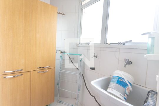 Área de serviço de kitnet/studio para alugar com 1 quarto, 30m² em Baeta Neves, São Bernardo do Campo
