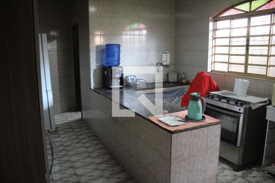 Cozinha de casa à venda com 3 quartos, 150m² em Novo Eldorado, Contagem