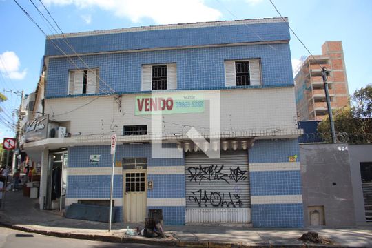 Lojas Fachada de casa à venda com 3 quartos, 150m² em Novo Eldorado, Contagem