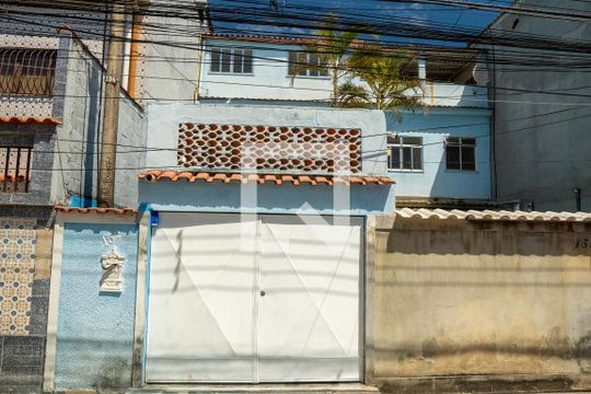 Fachada de apartamento para alugar com 3 quartos, 170m² em Vila Emil, Mesquita
