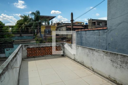 Terraço de Frente de apartamento para alugar com 3 quartos, 170m² em Vila Emil, Mesquita
