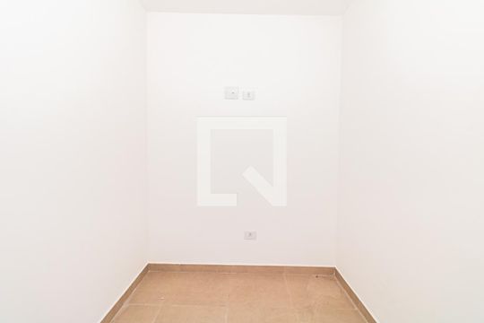 Quarto 2 de apartamento para alugar com 2 quartos, 45m² em Vila Gustavo, São Paulo