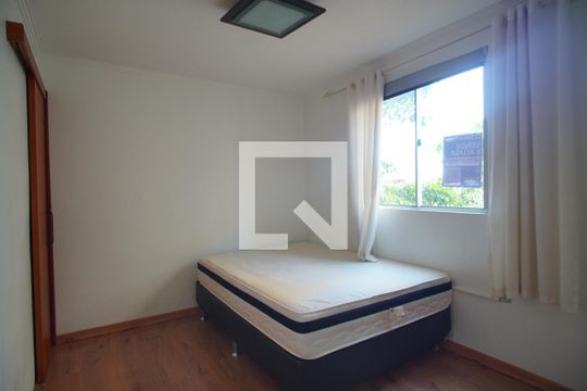 Quarto 1 de apartamento à venda com 2 quartos, 47m² em Protásio Alves, Porto Alegre