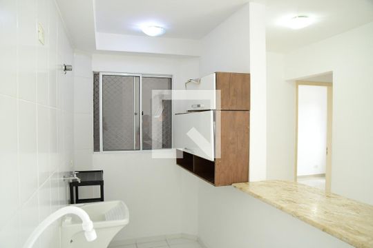Área de Serviço de apartamento para alugar com 2 quartos, 52m² em Jardim dos Ipês, Cotia