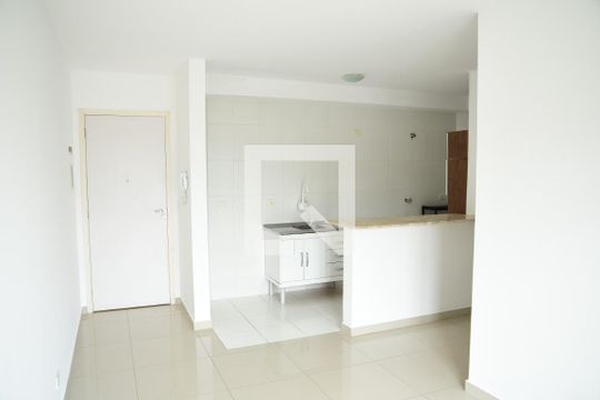 Apartamento para alugar com 2 quartos, 52m² em Jardim dos Ipês, Cotia
