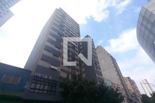 Fachada de apartamento à venda com 1 quarto, 77m² em Sé, São Paulo