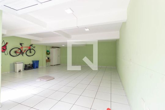 Garagem de casa de condomínio à venda com 3 quartos, 160m² em Vila Maria Alta, São Paulo