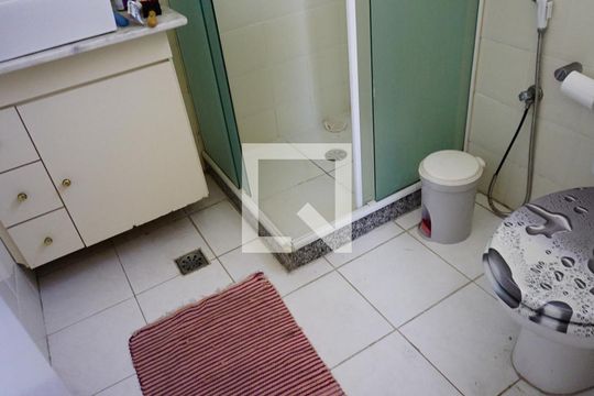 Banheiro Suite de apartamento à venda com 3 quartos, 180m² em Barra da Tijuca, Rio de Janeiro