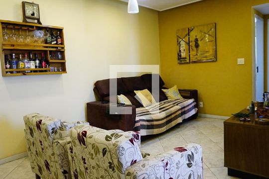 Sala de apartamento à venda com 3 quartos, 180m² em Barra da Tijuca, Rio de Janeiro