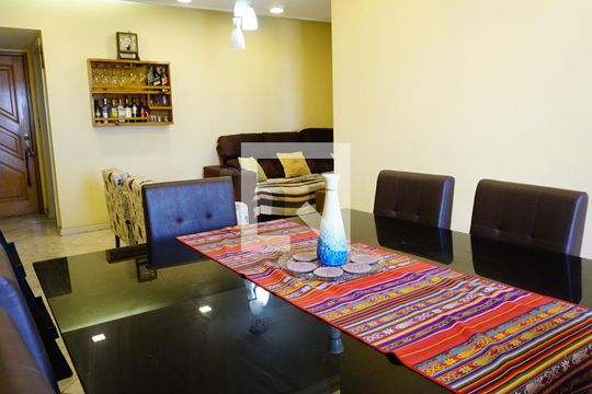 Sala de apartamento à venda com 3 quartos, 180m² em Barra da Tijuca, Rio de Janeiro