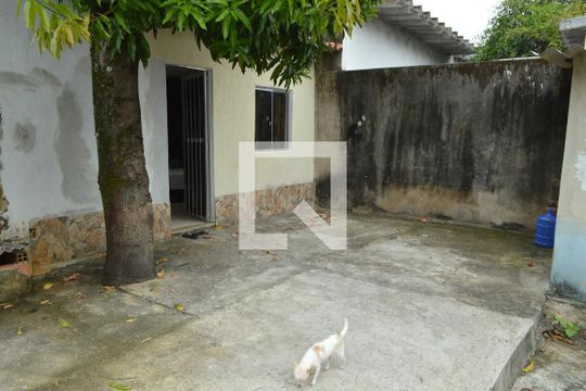Fachada  de casa para alugar com 1 quarto, 60m² em Taquara, Rio de Janeiro