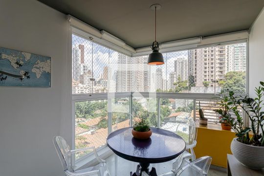 Sacada de apartamento à venda com 1 quarto, 46m² em Paraíso, São Paulo