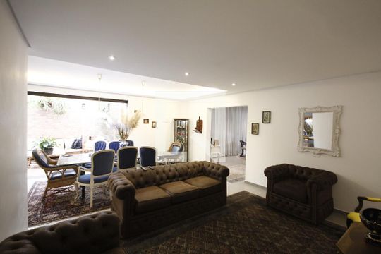 Sala de casa à venda com 3 quartos, 250m² em Vila Monumento, São Paulo