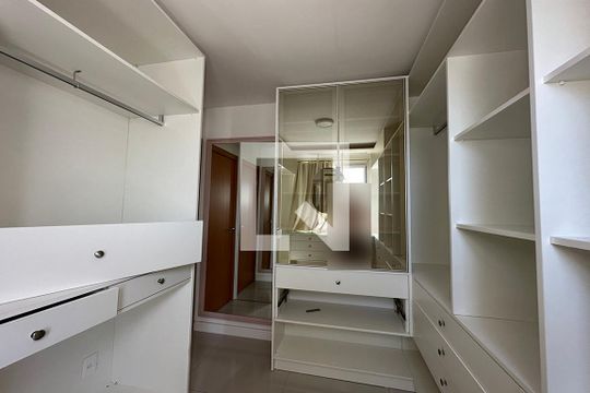 Quarto 1  de apartamento à venda com 2 quartos, 50m² em Feitoria, São Leopoldo