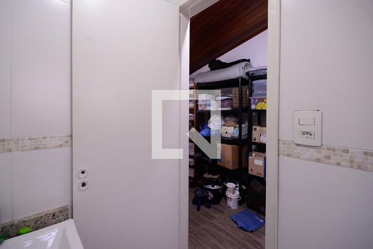 Banheiro do Quarto 4 de casa à venda com 4 quartos, 130m² em Vila Moinho Velho, São Paulo