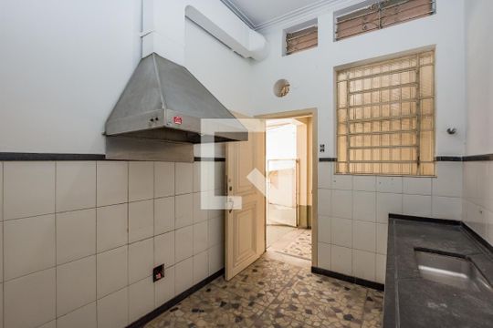 Cozinha de casa para alugar com 4 quartos, 700m² em Barro Preto, Belo Horizonte