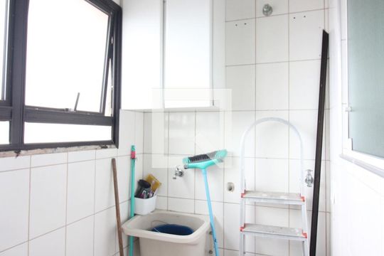 Área de Serviço de apartamento à venda com 3 quartos, 117m² em Baeta Neves, São Bernardo do Campo
