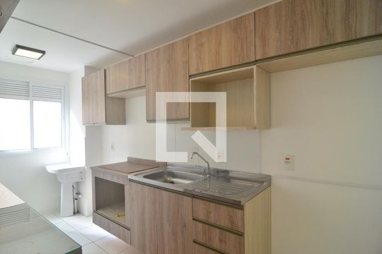 Cozinha de apartamento à venda com 2 quartos, 50m² em São José, Canoas