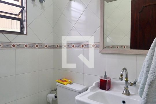 Lavabo de casa à venda com 3 quartos, 140m² em Parque das Nações, Santo André