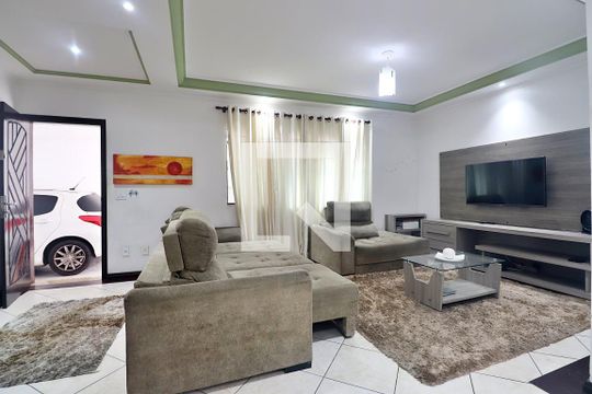 Sala de casa à venda com 3 quartos, 140m² em Parque das Nações, Santo André