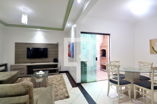 Sala de casa à venda com 3 quartos, 140m² em Parque das Nações, Santo André