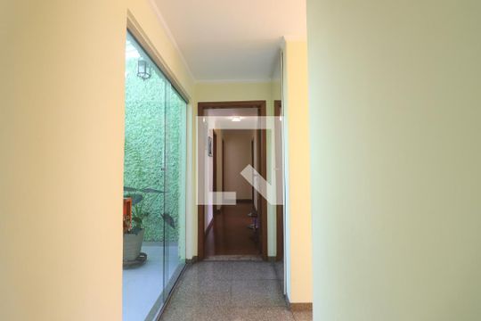 Corredor de casa à venda com 4 quartos, 277m² em Jardim Franca, São Paulo