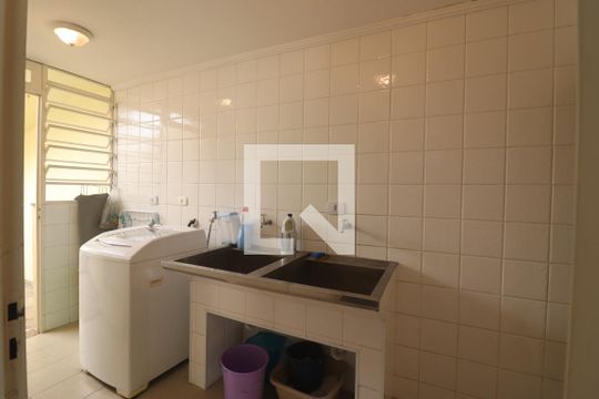 Área de Serviço de casa à venda com 4 quartos, 277m² em Jardim Franca, São Paulo