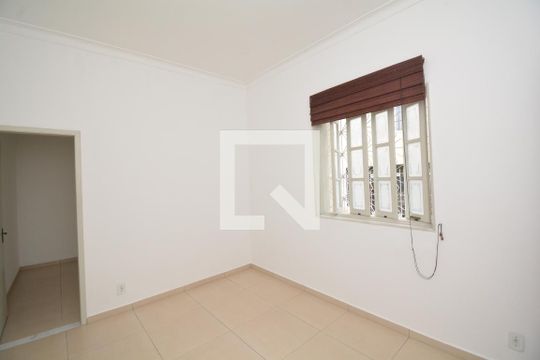 Sala de casa à venda com 2 quartos, 77m² em Todos Os Santos, Rio de Janeiro