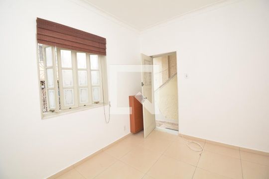 Sala de casa à venda com 2 quartos, 77m² em Todos Os Santos, Rio de Janeiro