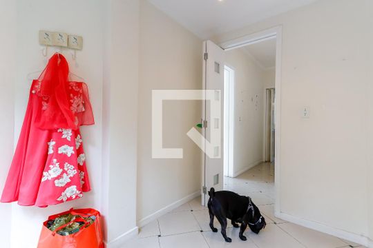 Escritório de casa para alugar com 4 quartos, 300m² em Vila Irmãos Arnoni, São Paulo