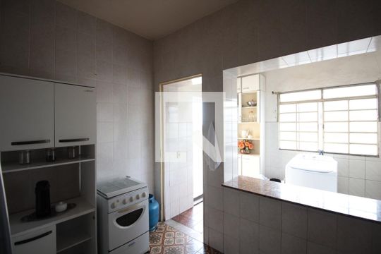 Casa 1 - Cozinha de casa à venda com 6 quartos, 360m² em Santa Rosa, Belo Horizonte