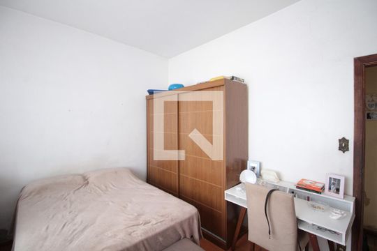 Casa 1 - Quarto de casa à venda com 6 quartos, 360m² em Santa Rosa, Belo Horizonte