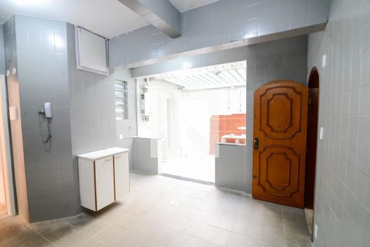 Cozinha de apartamento para alugar com 3 quartos, 120m² em Tijuca, Rio de Janeiro