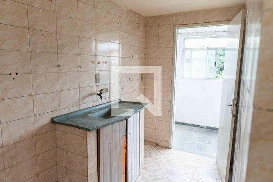 Cozinha de apartamento para alugar com 2 quartos, 50m² em Engenhoca, Niterói