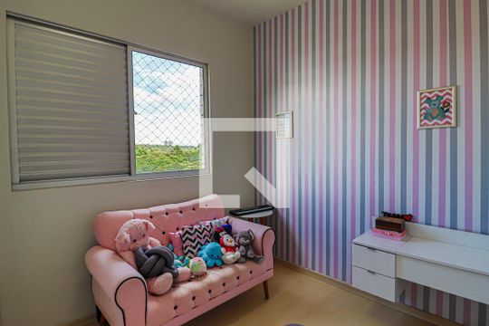 Quarto 2 de apartamento para alugar com 3 quartos, 78m² em Esplanada, Belo Horizonte