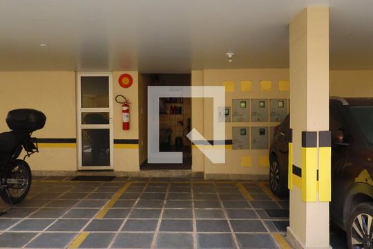 Garagem de apartamento para alugar com 3 quartos, 78m² em Esplanada, Belo Horizonte