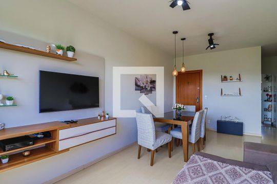 Sala de apartamento para alugar com 3 quartos, 78m² em Esplanada, Belo Horizonte