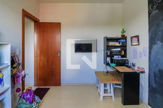 Quarto 1 de apartamento para alugar com 3 quartos, 78m² em Esplanada, Belo Horizonte