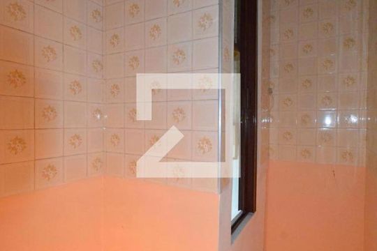 Cozinha de casa para alugar com 1 quarto, 50m² em Irajá, Rio de Janeiro